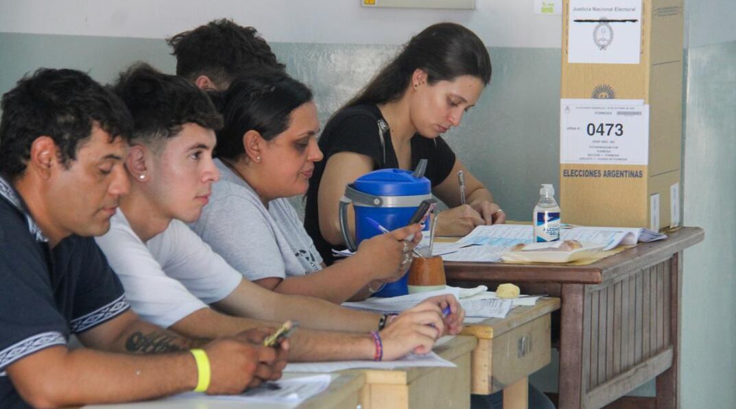 Qué requisitos se necesitan para ser fiscal y qué deben hacer durante la jornada electoral en el balotaje 2023.