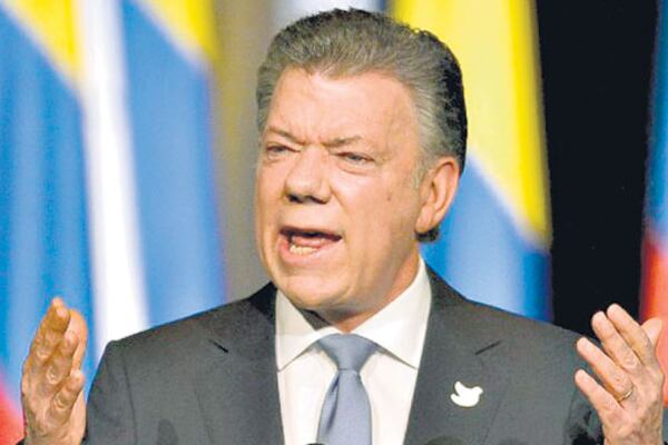 El gobierno de Santos y la guerrilla del ELN continuarán las conversaciones la semana próxima.