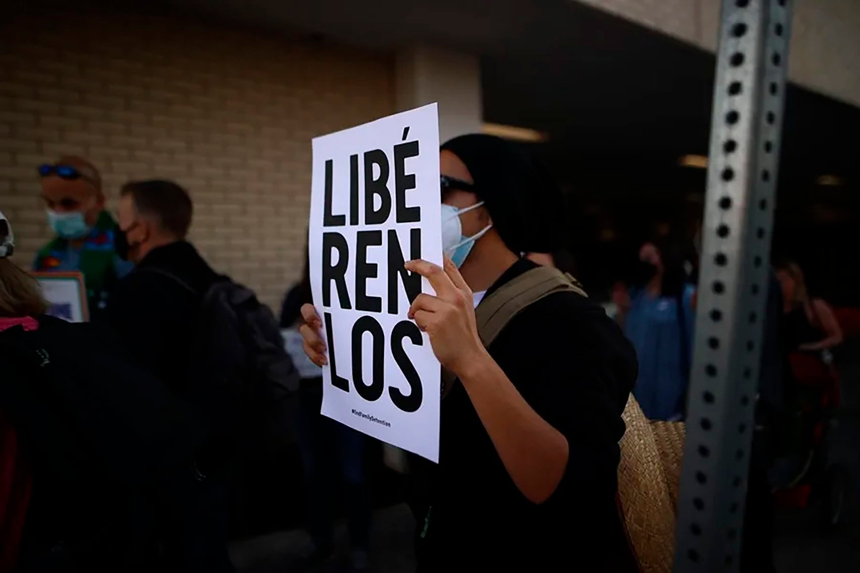 Las protestas contra la politica migratoria de Trump llegaron hasta la base militar de Fort Bliss en El Paso