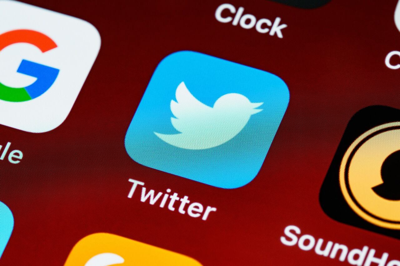 Twitter no tuvo servicio durante la madrugada del jueves. Imagen: Pexels.