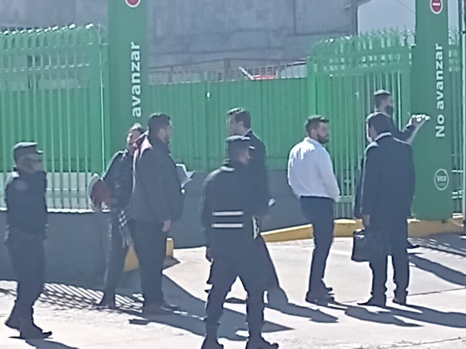 Reconstrucción en el supermercado Vea