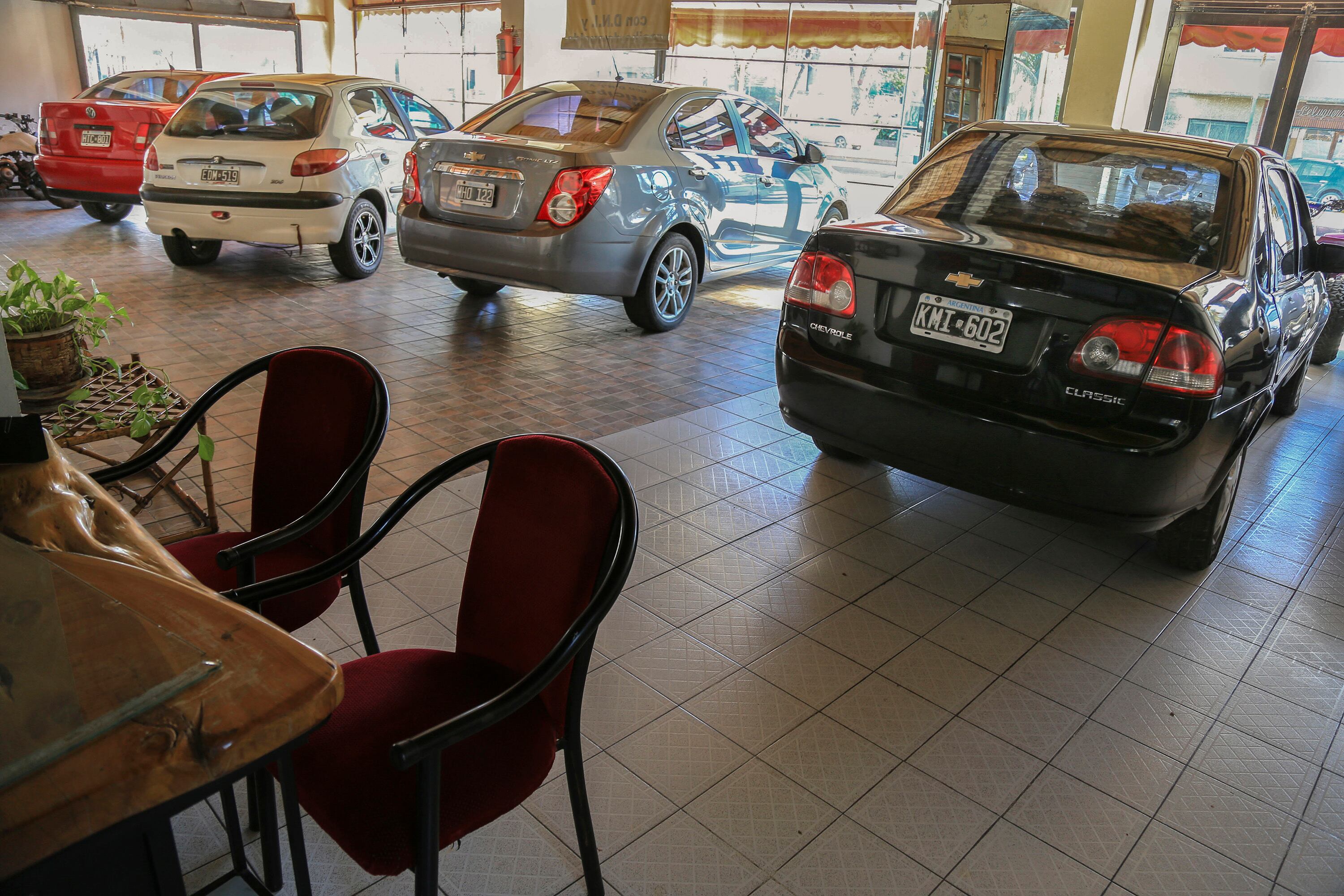 Frente a julio los patentamientos cayeron 1,63 por ciento.