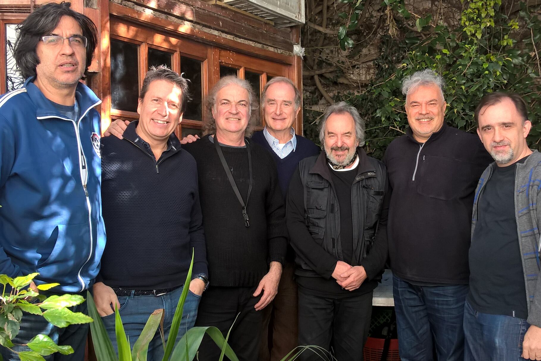 Castiñeira de Dios reúne en Anacrusa a un “grupo de grandes figuras”.