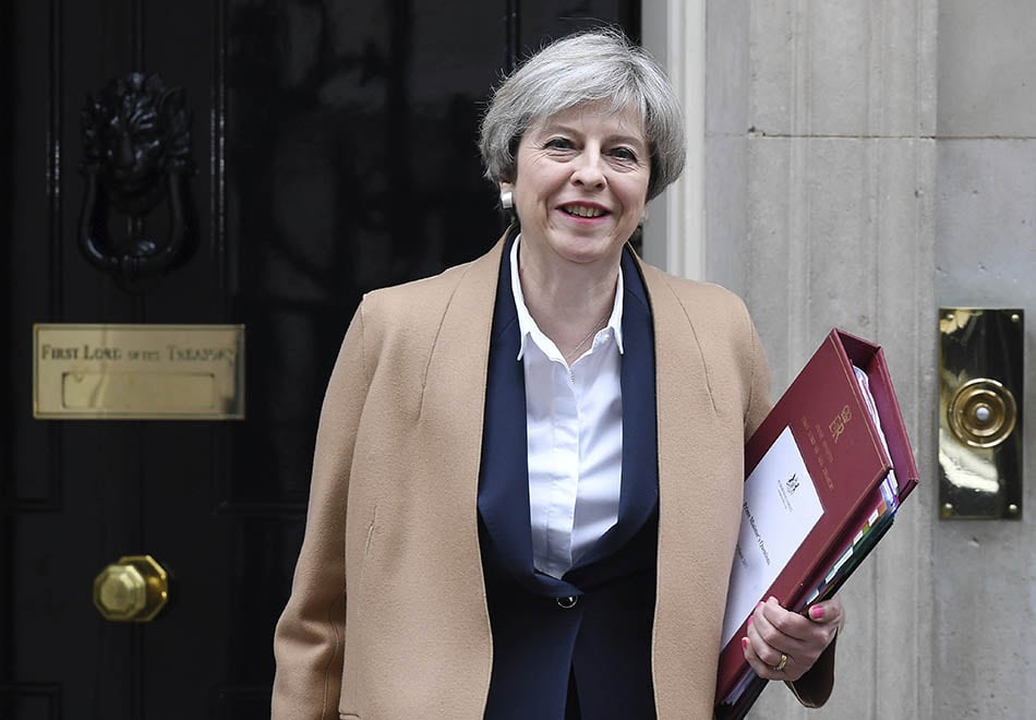 “Ahora tomaremos nuestras propias decisiones", dijo Theresa May.