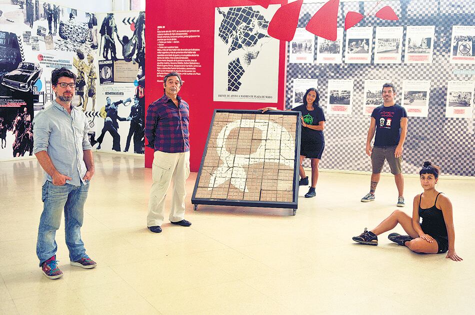 Fernando Rosen, Claudio Gallardou, Verónica Parodi, Luciano Mezzotero y Mailén Mansilla.