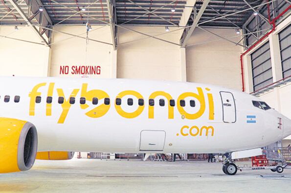 Flybondi comenzó este año sus operaciones con tres unidades que tenían hasta dos décadas de servicio.