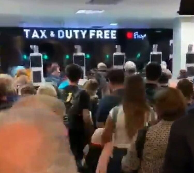 El corte de luz llevó a una medida inédita en Ezeiza. 