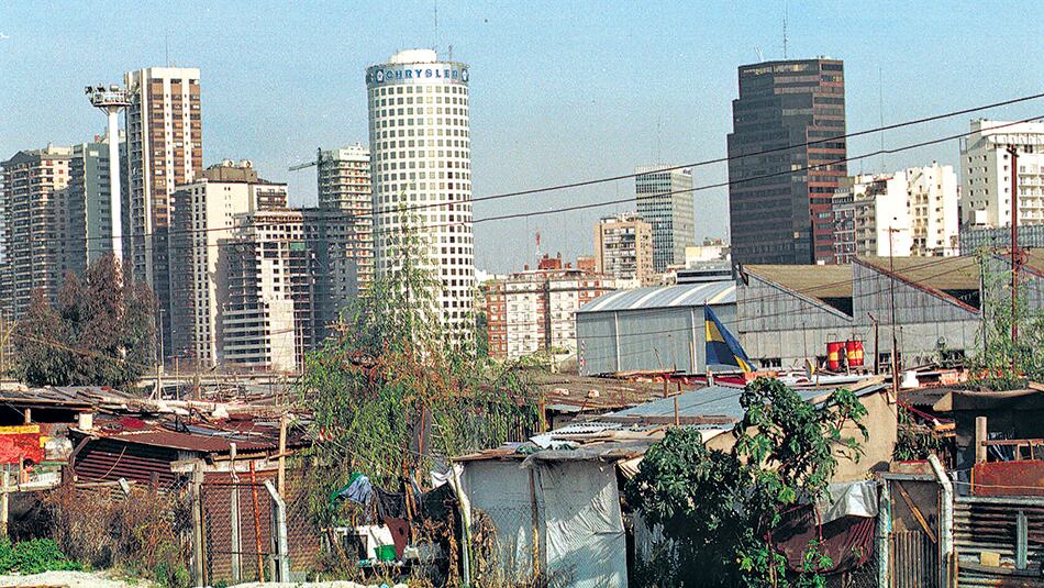 Un índice que no se basa sólo en el empobrecimiento por ingresos e incorpora valores más estructurales.