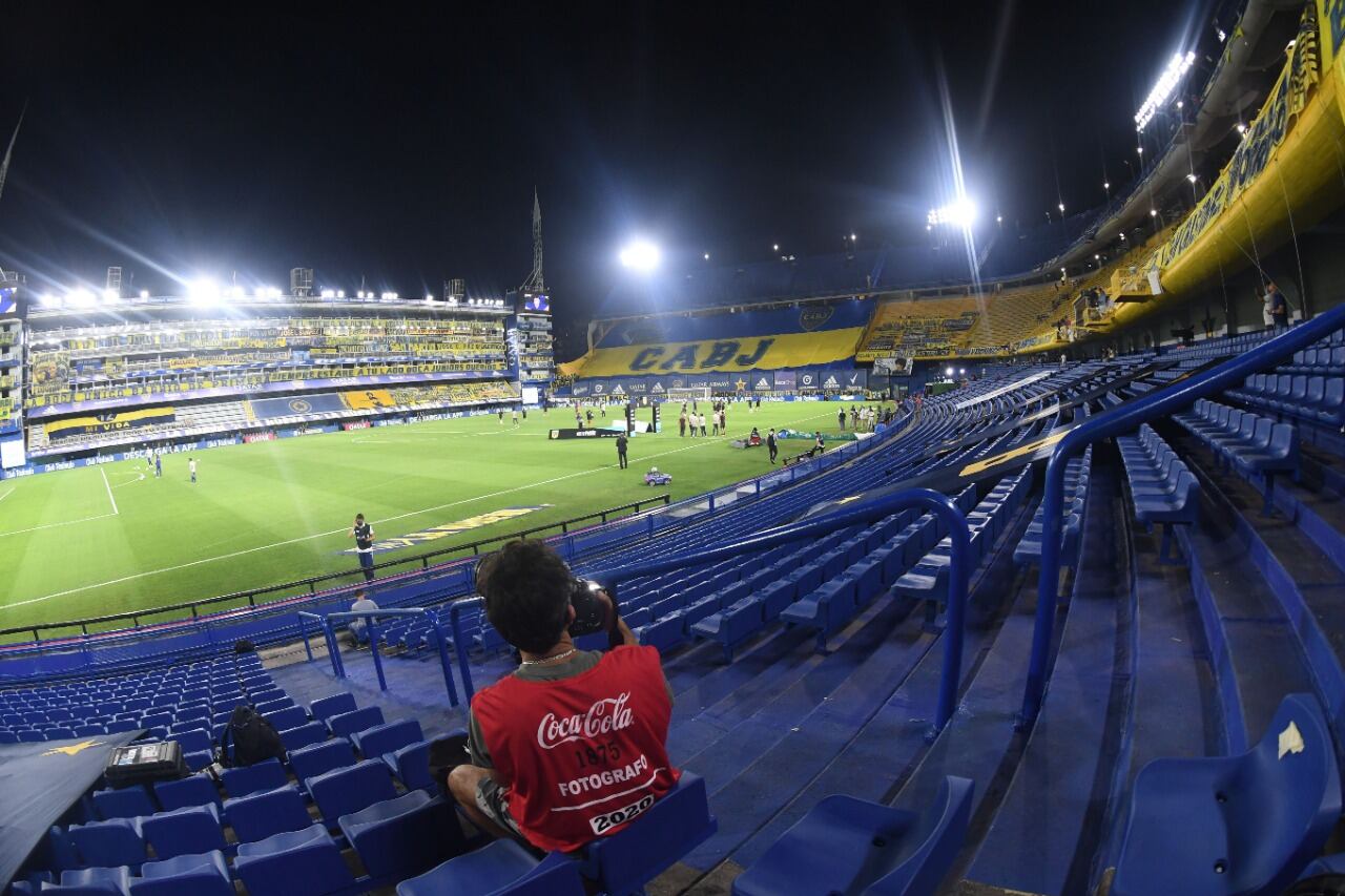 Una imagen inédita de la Bombonera durante un superclásico.