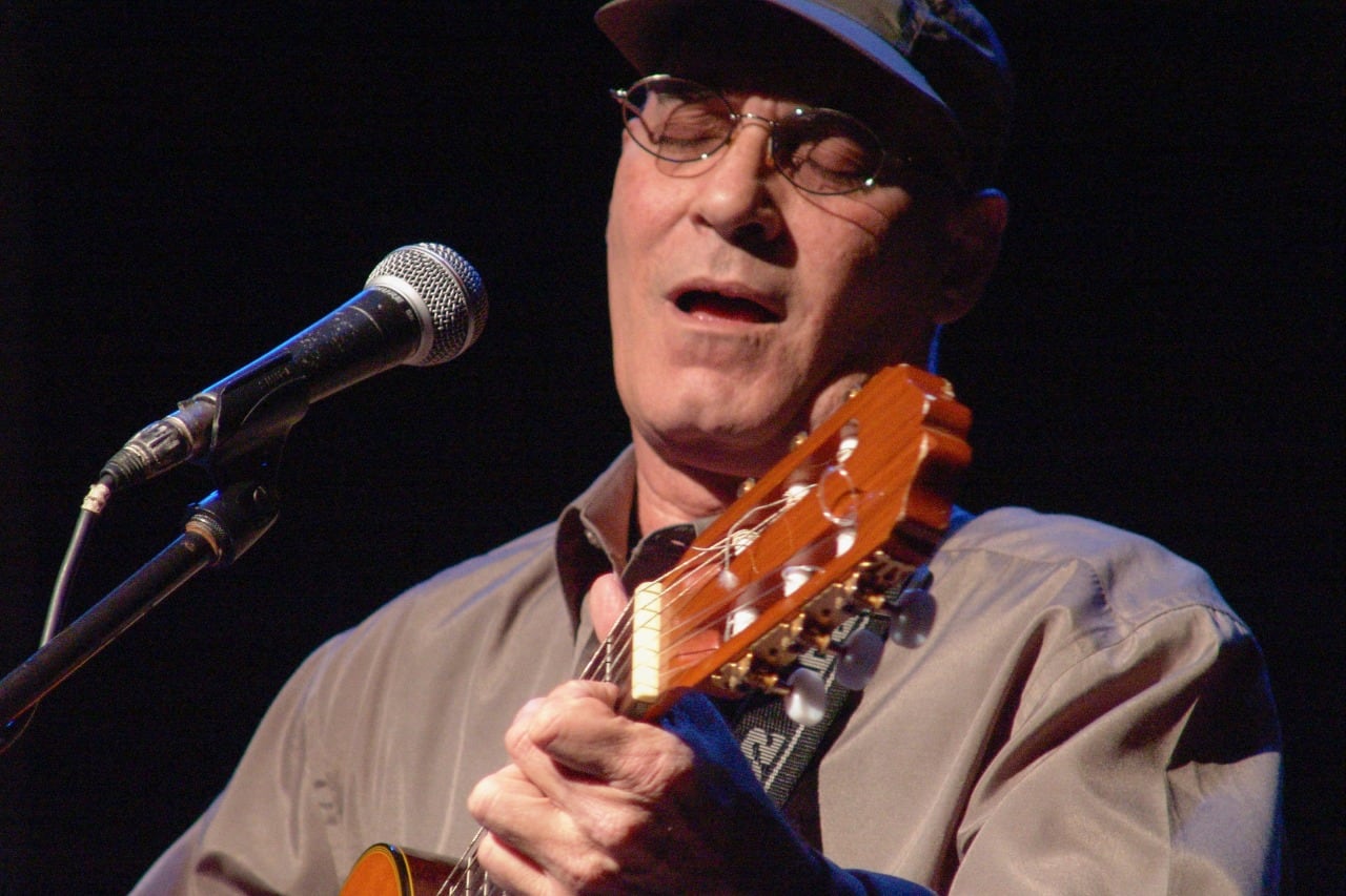 Feliú fue uno de los embajadores de la música cubana junto a Pablo Milanés y Silvio Rodríguez.