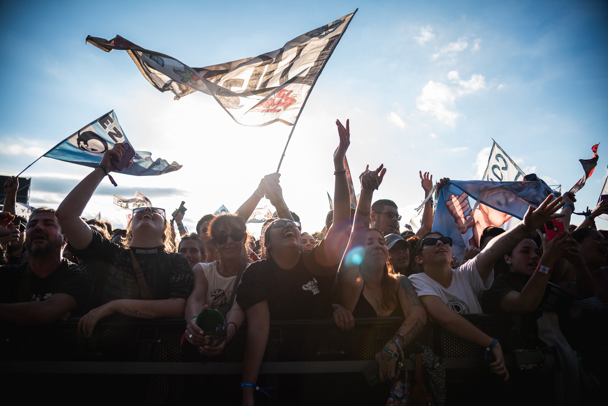 Franz Ferdinand, Bersuit Vergarabat, Kapanga, Dillom, Divididos, Lali, Ciro y los Persas, y más: los confirmados para el Cosquín Rock 2026