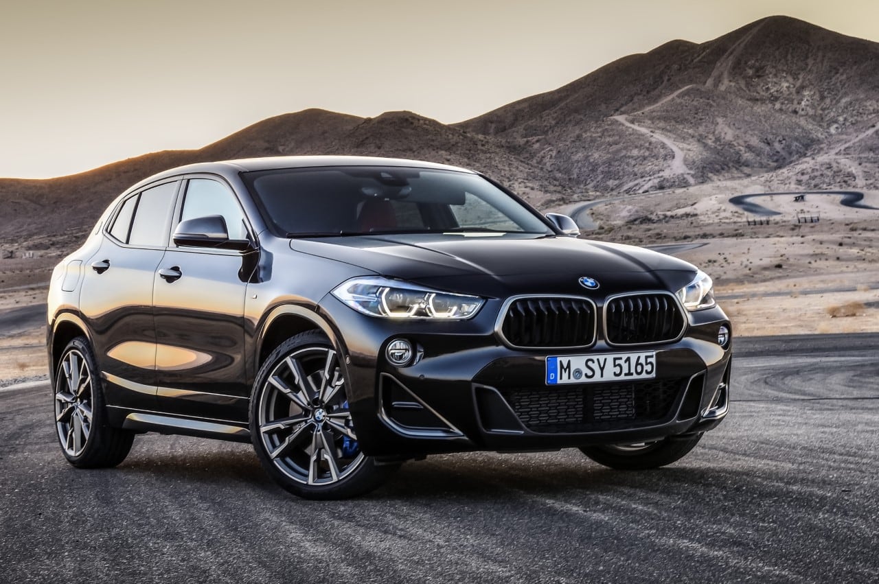 Nuevo 320i SportLine con un precio sugerido de 55.900 dólares.