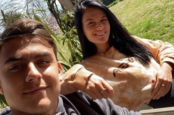 Dybala y su novia Oriana, en cuarentena en Italia.