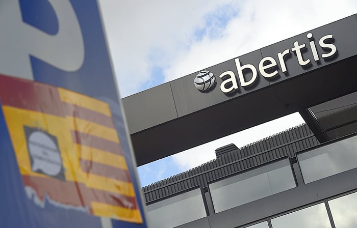 Abertis, empresa concesionaria de infraestructuras, muda su sede fuera de Cataluña.