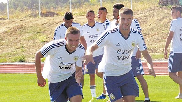 El plantel de Fernando Batista.