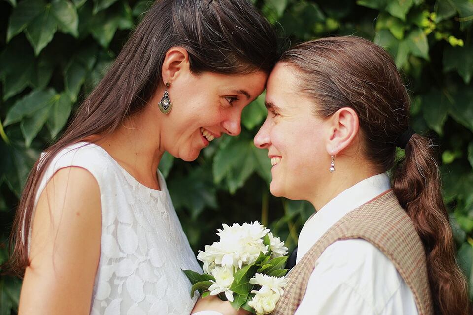 Agustina Guirado y Macu Mascia interpretan a Paloma y Carmen. 
