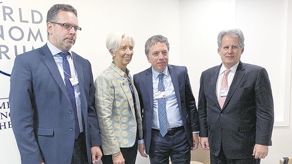 Lagarde y Lipton (derecha), del FMI, revisaron con Dujovne y Sandleris (izquierda) la marcha del plan de ajuste.