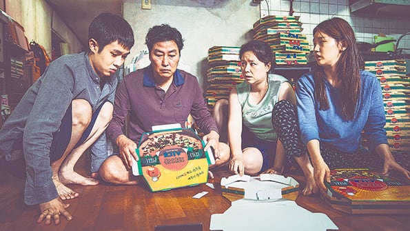 Feos, sucios y malos: la familia pobre de Gisaengchung, del coreano Bong Joon-ho.