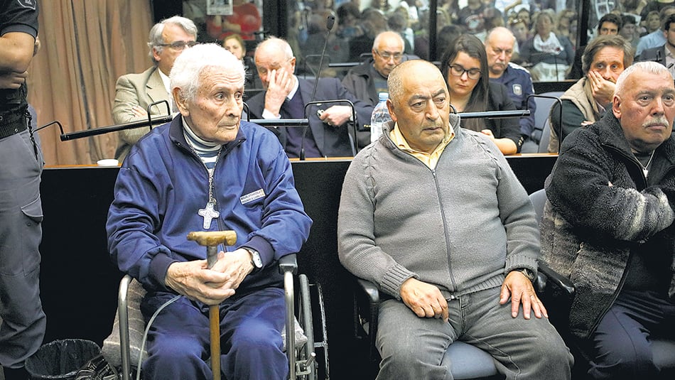 El genocida Miguel Etchecolatz recibió su cuarta condena a prisión perpetua.