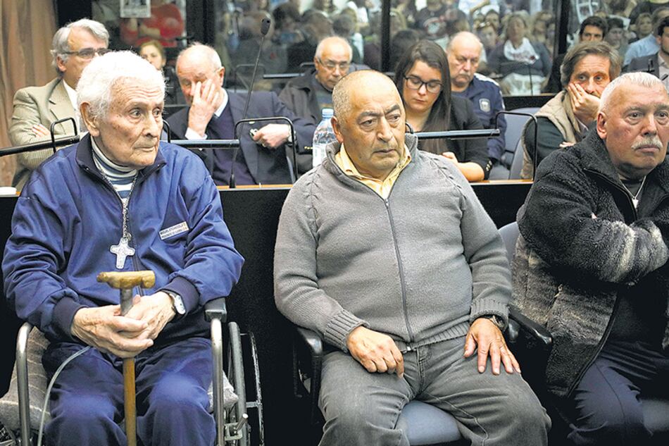 El genocida Miguel Etchecolatz recibió su cuarta condena a prisión perpetua.