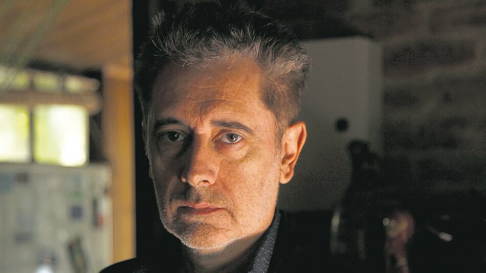 Díaz concibió un espectáculo que tiene un espíritu de comedia hollywoodense de los 50.