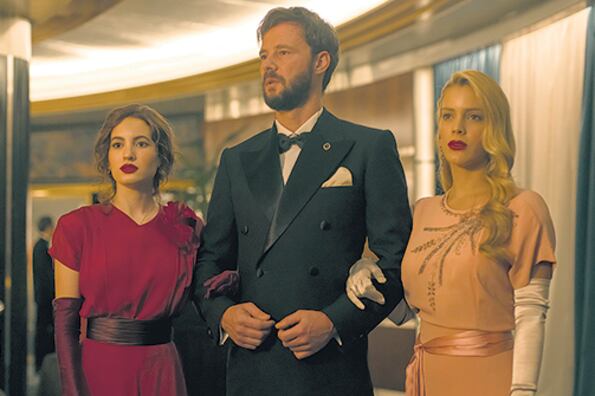 Ivana Baquero, Eloy Azorín y Alejandra Onieva, a bordo de un crucero de España a Brasil plagado de asesinatos.