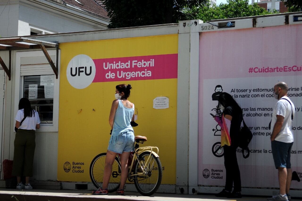 Hay por el momento 1884 personas internadas en Unidades de Terapia Intensiva