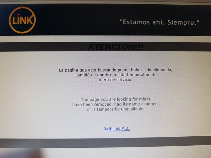 Los problemas en bancos y redes de cajeros automáticos fueron permanentes durante la mañana.
