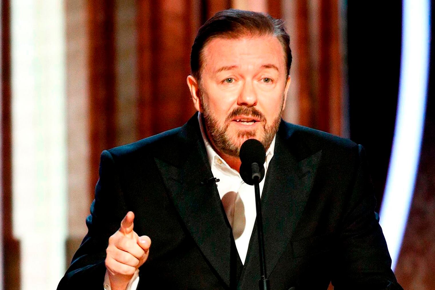 Gervais se caracteriza por hablar sin pelos en la lengua.
