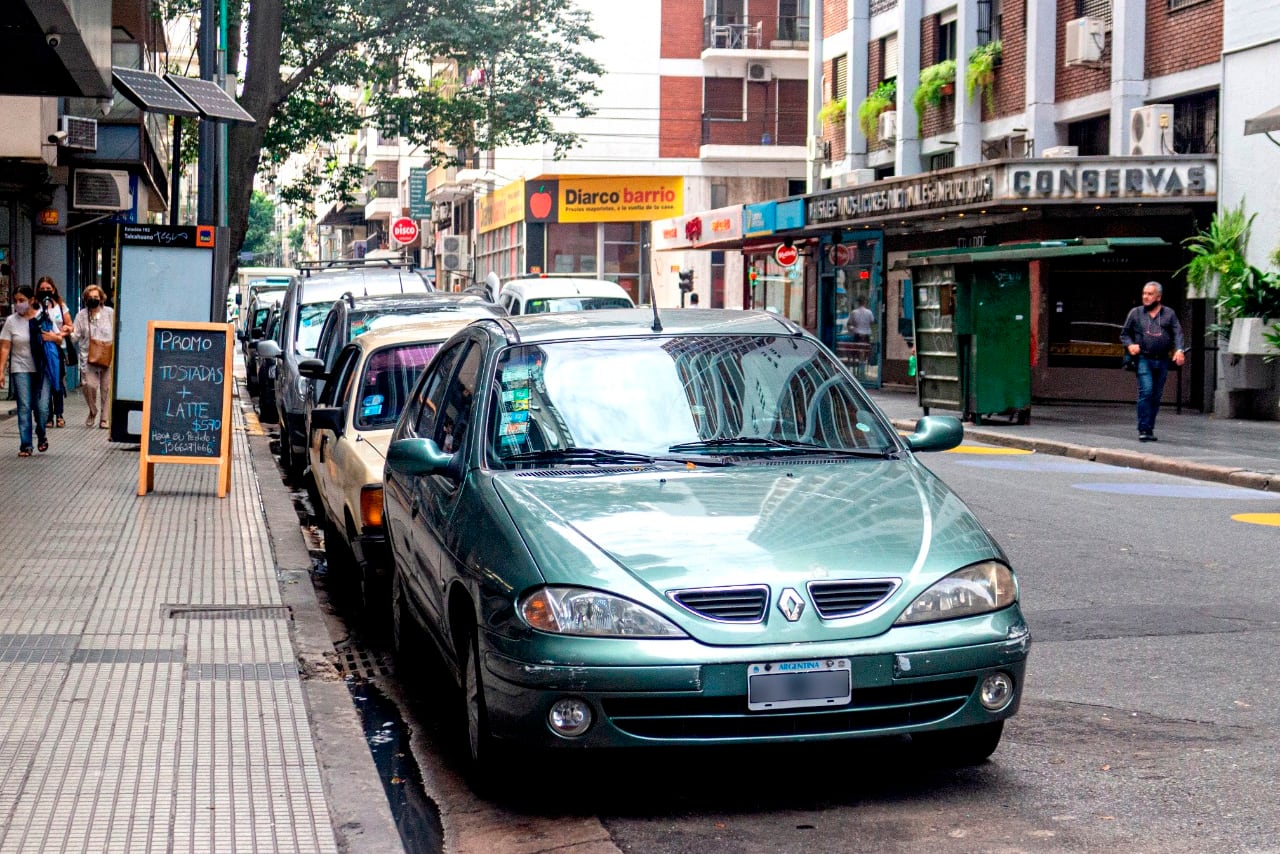 El estacionamiento empieza a ser pago en varios barrios porteños.