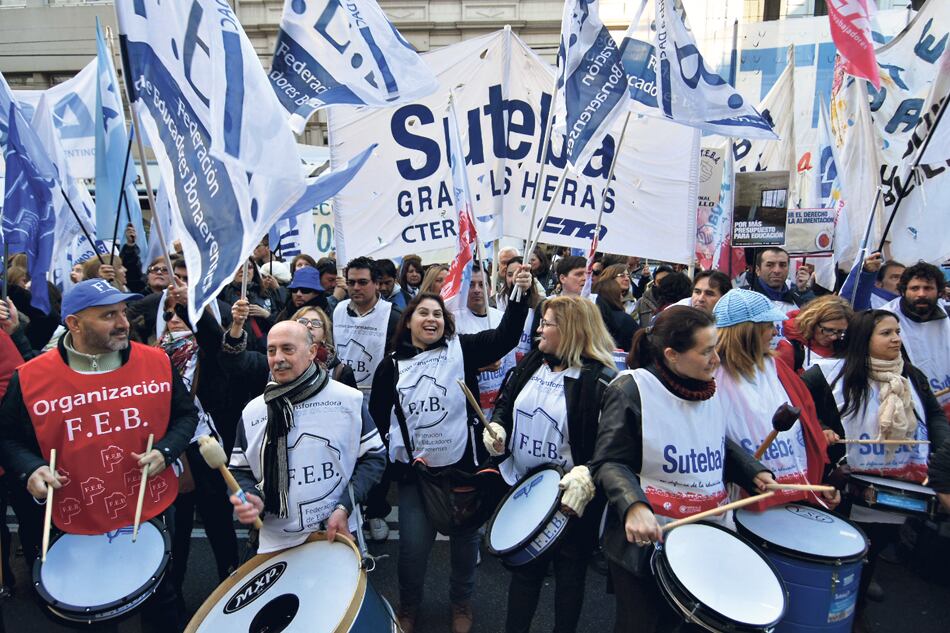 Los principales gremios docentes bonaerenses confirmaron sus medidas de fuerza.