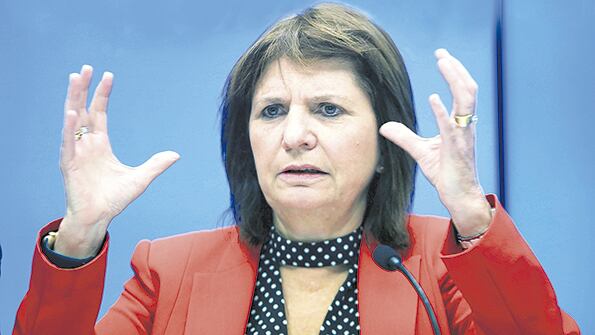 Las curas apuntaron contra la ministra de Seguridad, Patricia Bullrich.