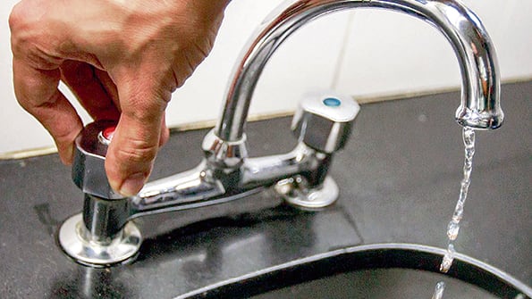 Aysa aumentó la tarifa 297 por ciento en 2016, 23 en 2017, 26 en 2018 y prevé 48,5 para 2019.