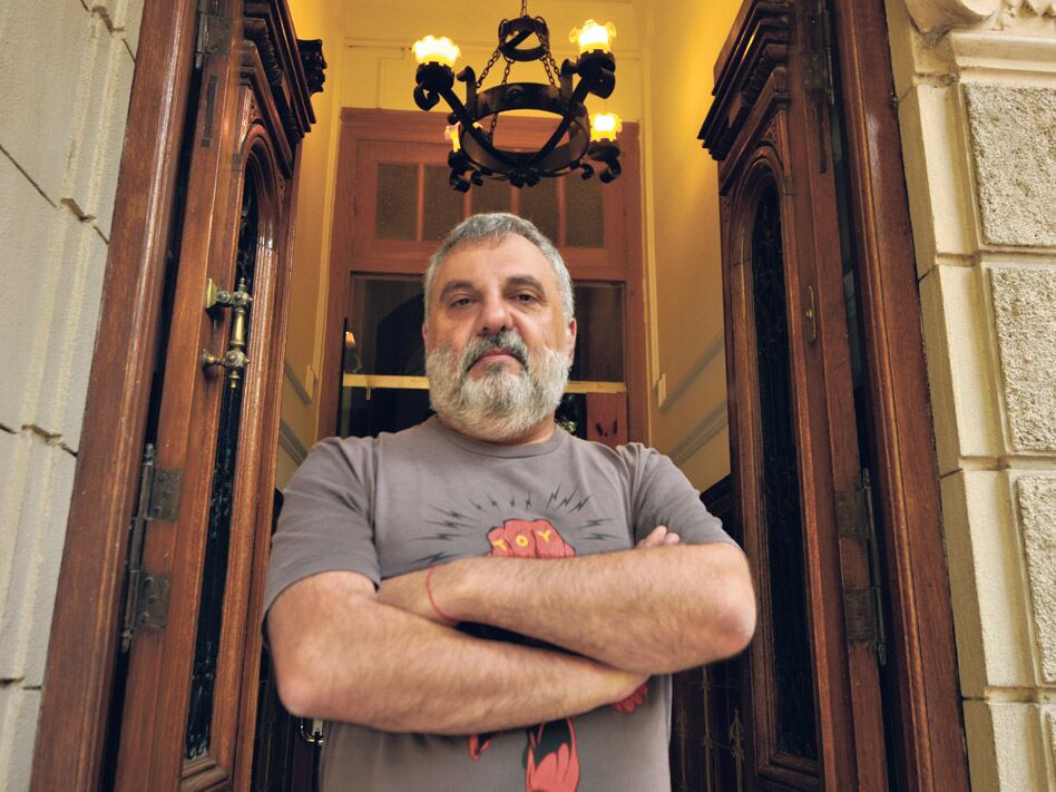 Tantanian estará acompañado por un equipo de creadores de distintas disciplinas. 