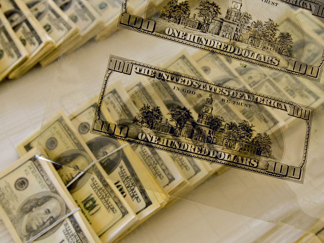 La salida de divisas de argentinos que fueron de vacaciones al extranjero sumó 10.128 millones de dólares.