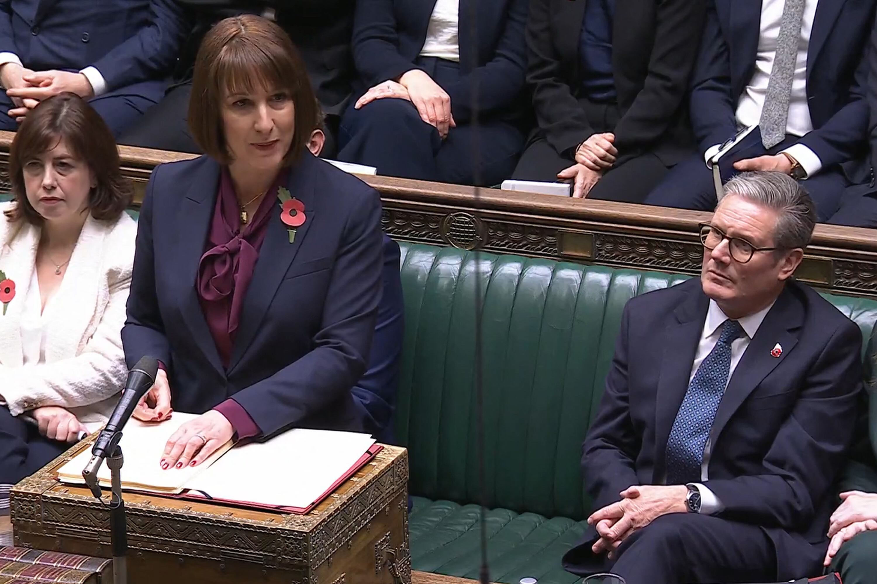 La ministra Reeves dijo que el único camino para salir del estancamiento era terminar con la austeridad.