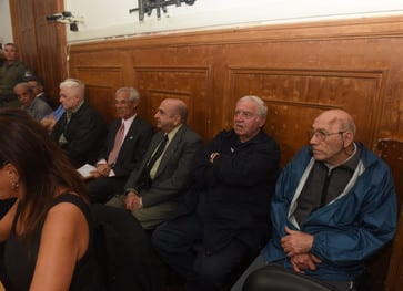 Los diez acusados en esta causa responden por delitos contra 47 víctimas, de las cuales 24 están desaparecidas.