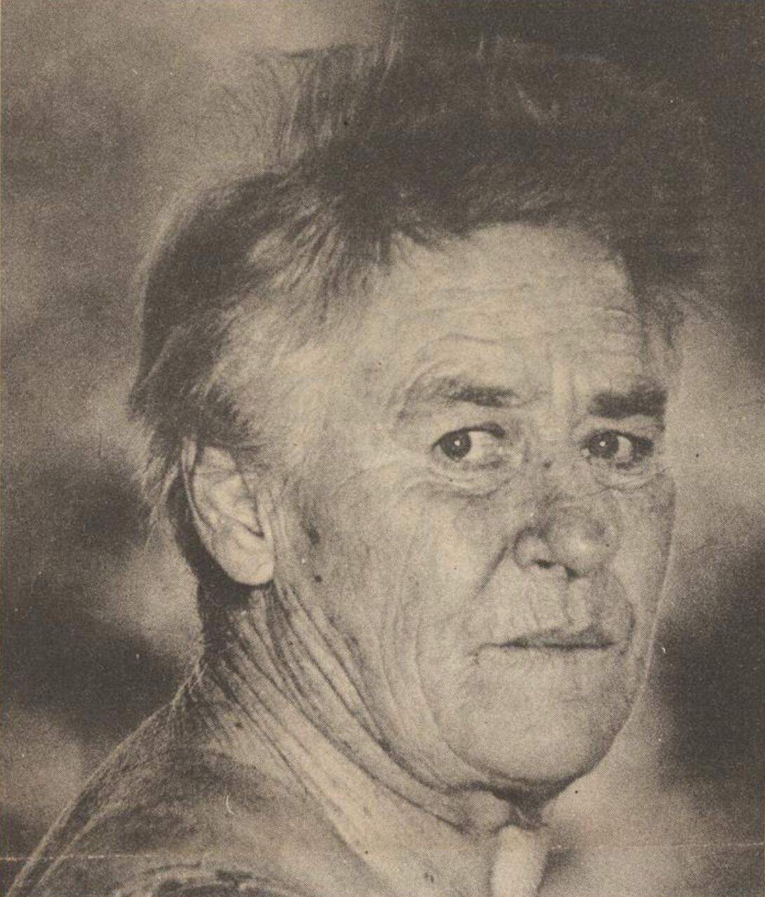 "Biblioteca Nacional Mariano Moreno (Argentina). Departamento de Archivos. Fondo Editorial Sarmiento. Archivo de redacción Crónica"