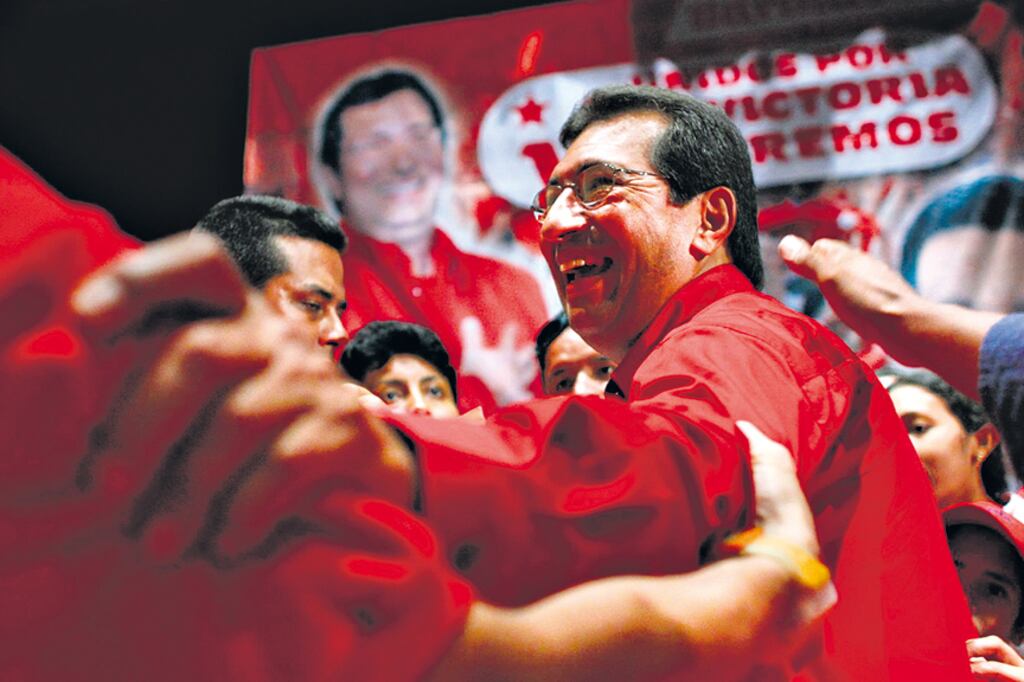 Adán Chávez, hermano mayor del ex presidente fallecido, ocupa la Comisión Presidencial de la ANC.