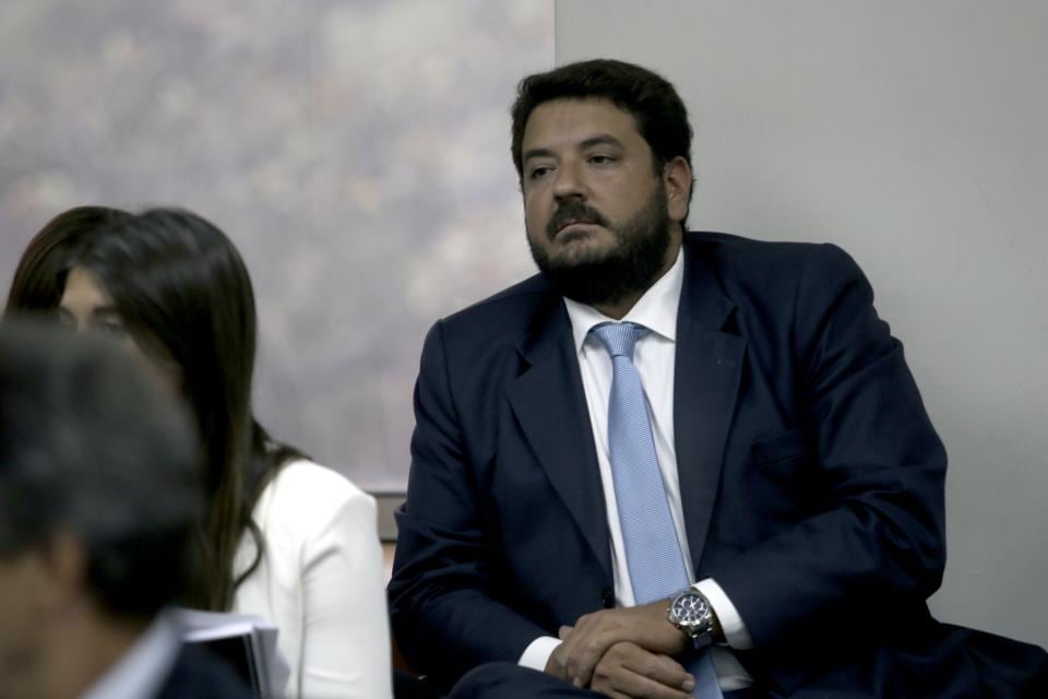 "La fundamentación del expediente administrativo eran tres notas periodísticas sobre testigos arrepentidos famosos durante la gestión anterior que manifestaron temor o preocupación por el cambio de Gobierno", afirmó Mena.