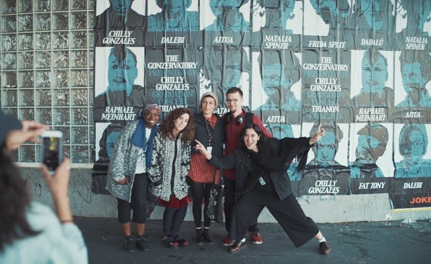 La argentina Natalia Spiner, autora del misterioso "Por ser", calificó la experiencia de “bizarra, rica e íntima”.