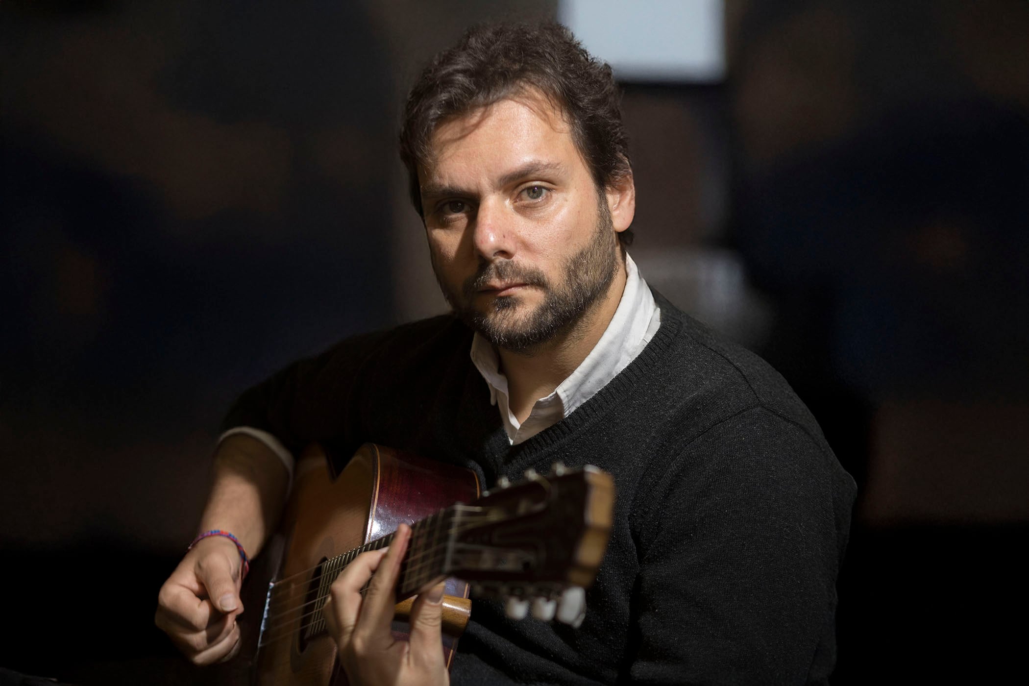 Ferrer se presenta el sábado a las 20 en Carlos Calvo 3974