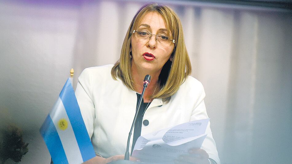 El Gobierno aceleró la reforma tras forzar la renuncia de Gils Carbó.