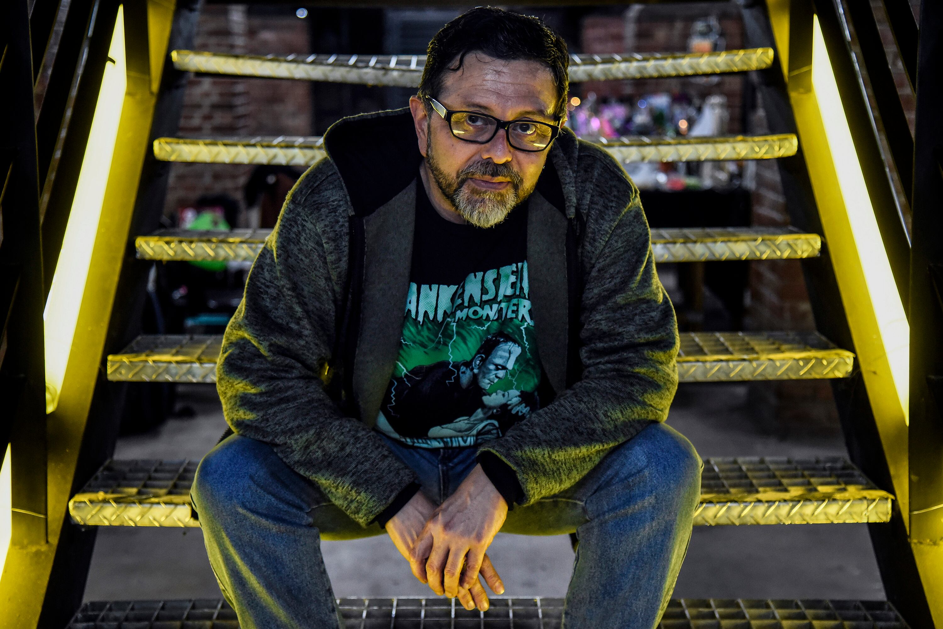 "Soy un director de cine frustrado, y me encantan esas películas donde los perdedores van a intentar hacer lo mejor que pueden."