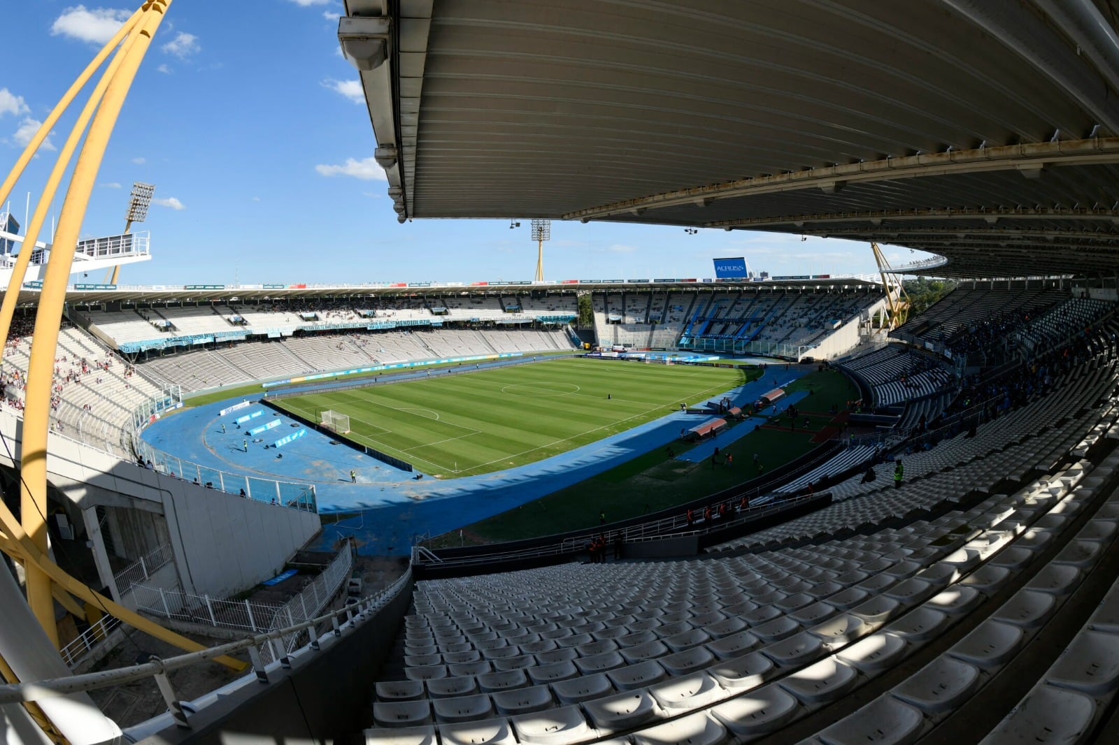 Estadio Mario Kempes, escenario del Superclásico del domingo.