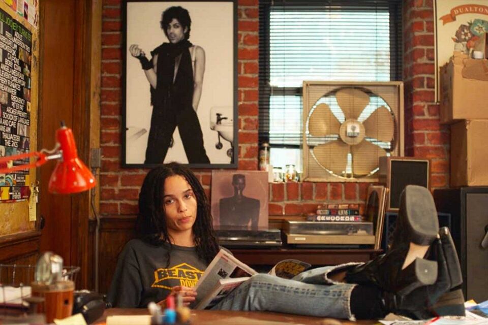 Zöe Kravitz va al frente en la adaptación a serie de High Fidelity (Hulu), clásica novela de juventud popera de Nick Hornby.