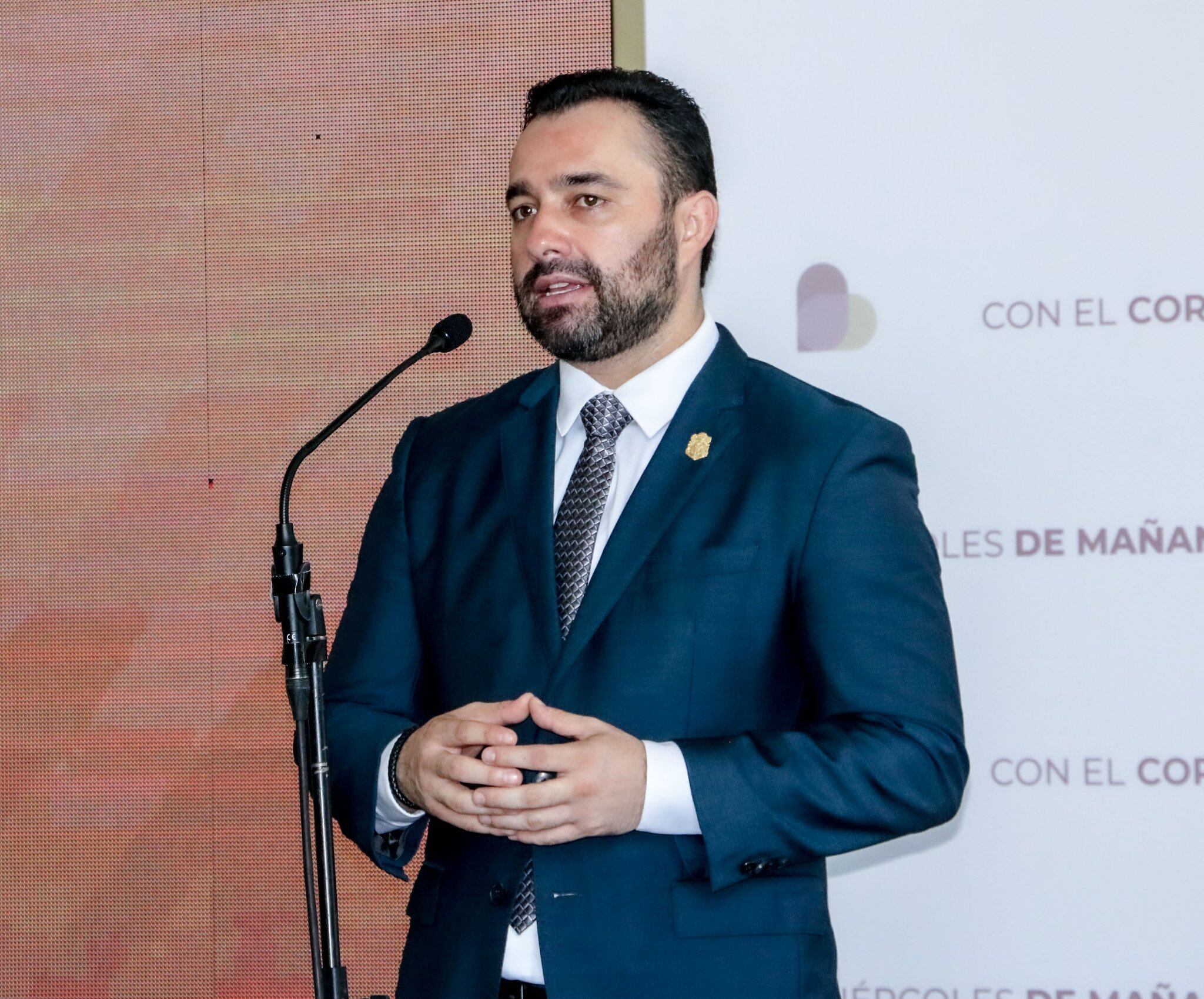 Ricardo Carpio en la conferencia que anunció la detención del presunto homicida / Twitter de la Fiscalía General del Estado de Baja California