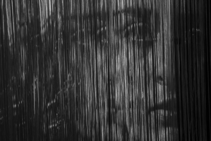 Gabriel Orge, "Apareciendo a Azize Weiss" (2024).