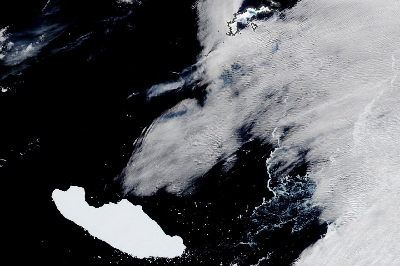 El iceberg más grande del mundo se partió y perdió un bloque de 175 kilómetros cuadrados.