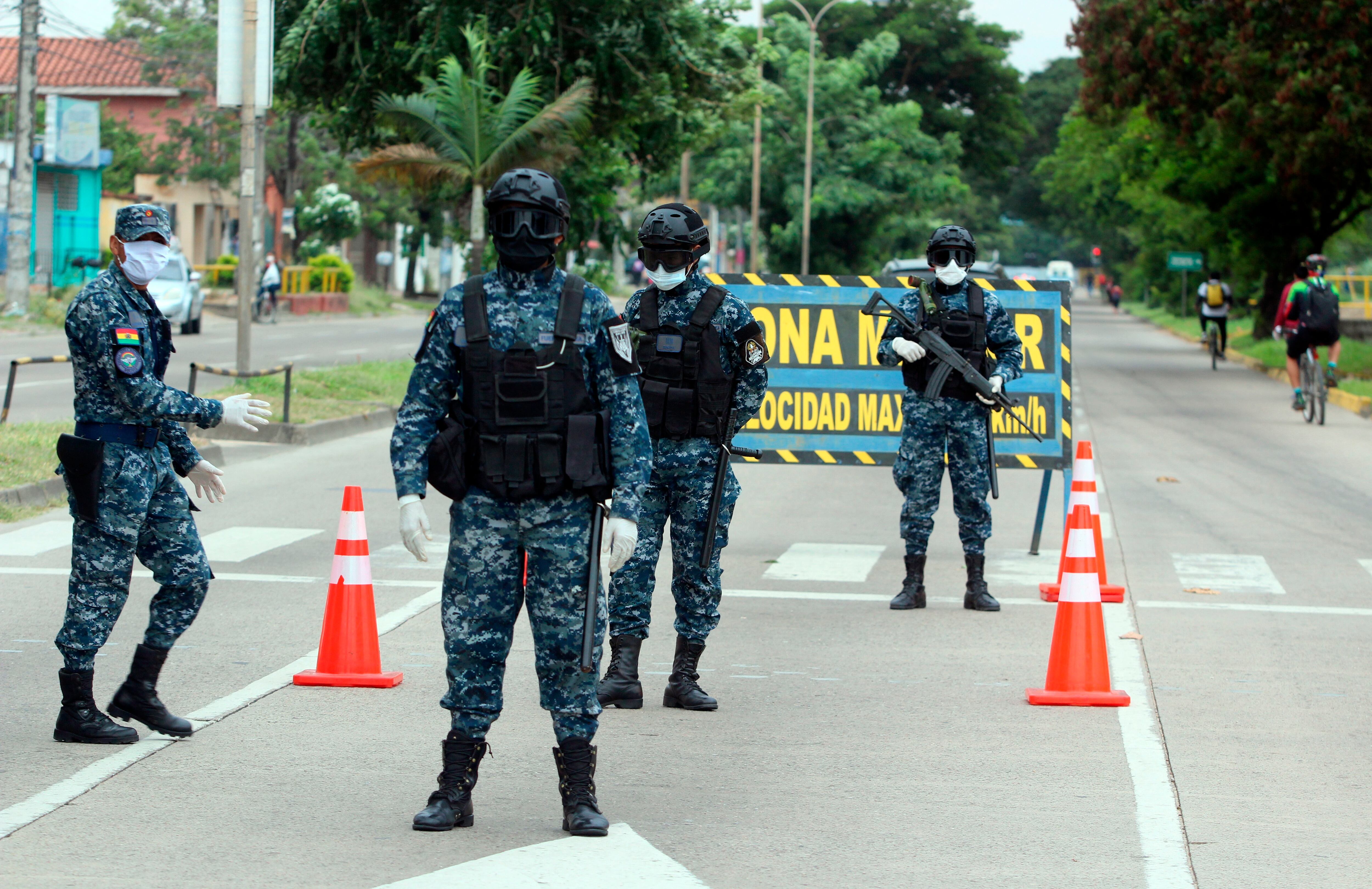 Santa Cruz, epicentro de la pandemia en Bolvia, militarizada por el gobierno de facto.